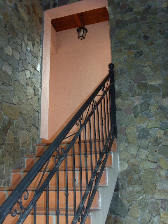 Hostal Terrazas Del San Bernardo Salta Eksteriør billede